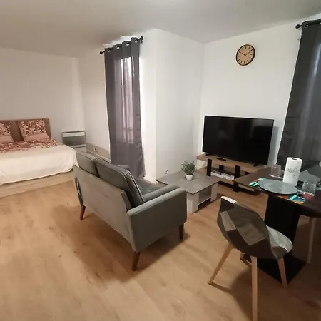 Nandy Apartment
